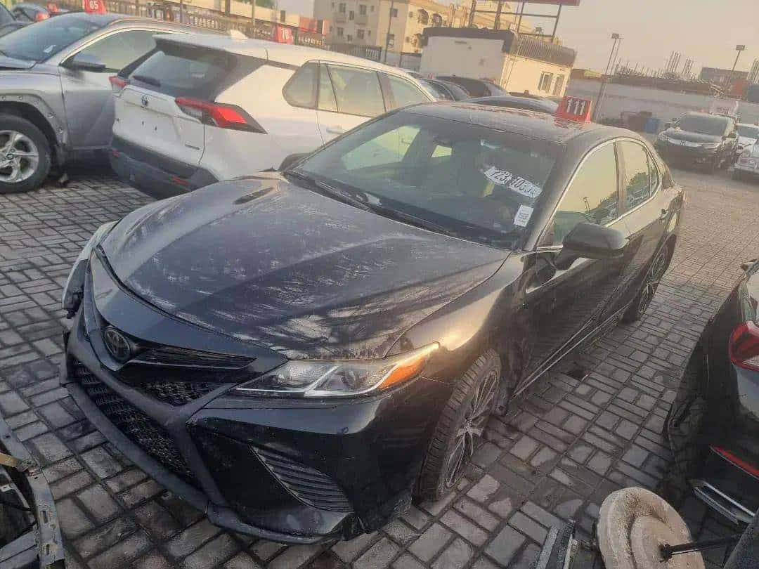 Toyota Camry 2020 thumbnail 1