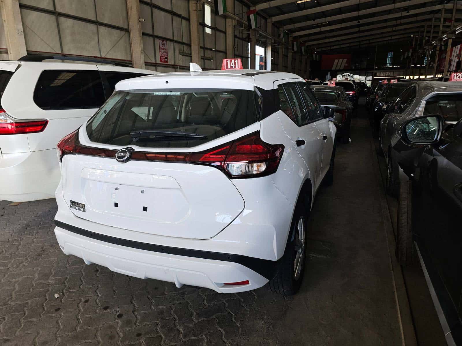 Nissan Kicks 2024 thumbnail 5
