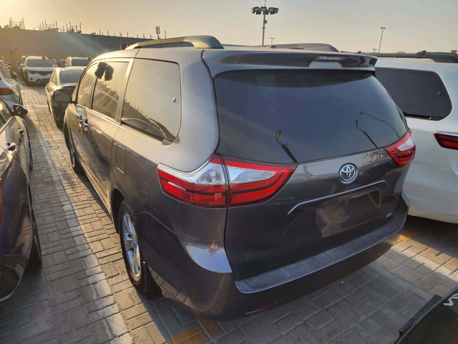 TOYOTA SIENNA 2015 thumbnail 6