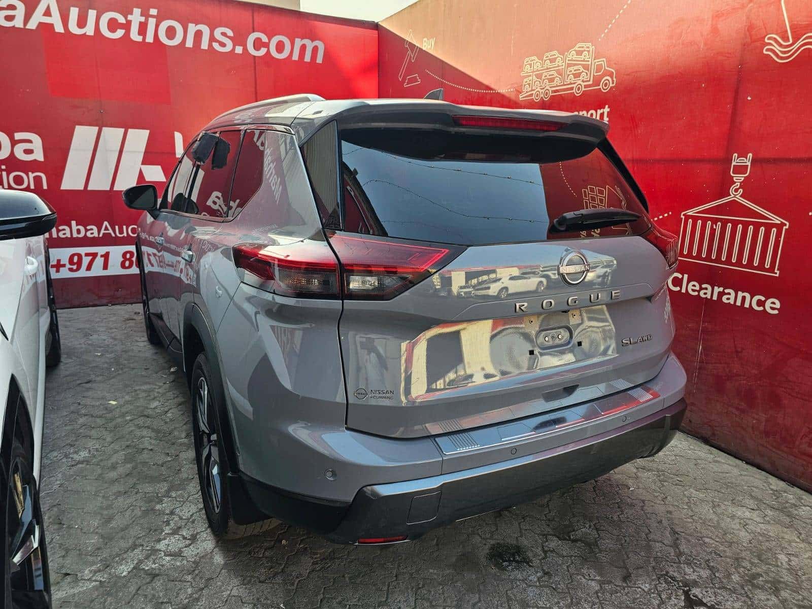 Nissan Rogue 2024 thumbnail 2
