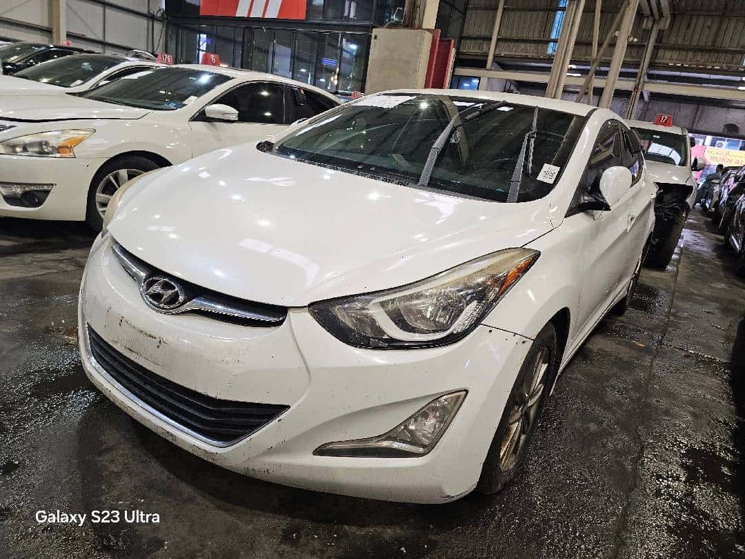 Hyundai Elantra 2016 thumbnail 1