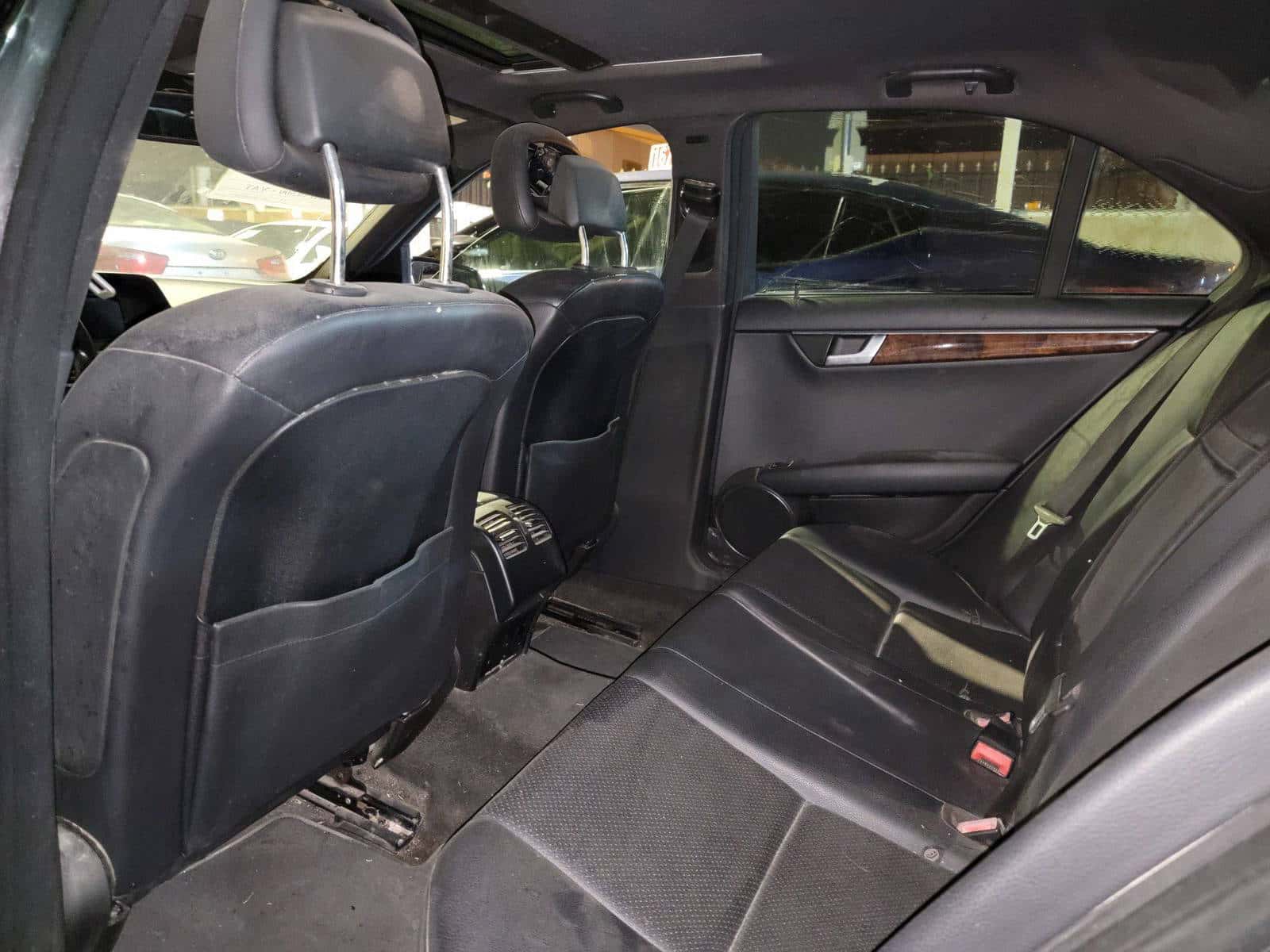 MERCEDES BENZ C300 - Exterior
