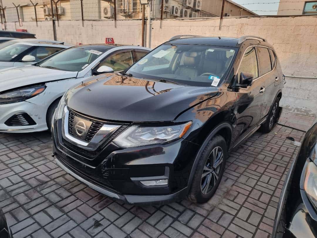 Nissan Rogue 2017 thumbnail 3