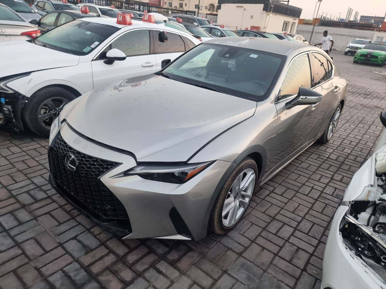 LEXUS IS 300 2022 thumbnail 2