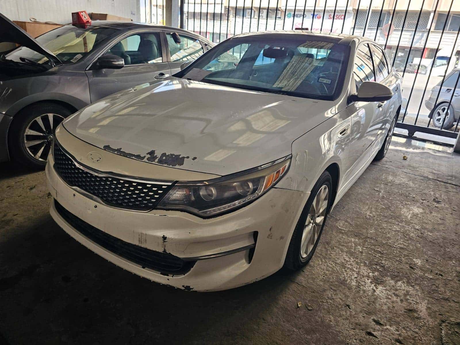 Kia Optima 2016 thumbnail 2