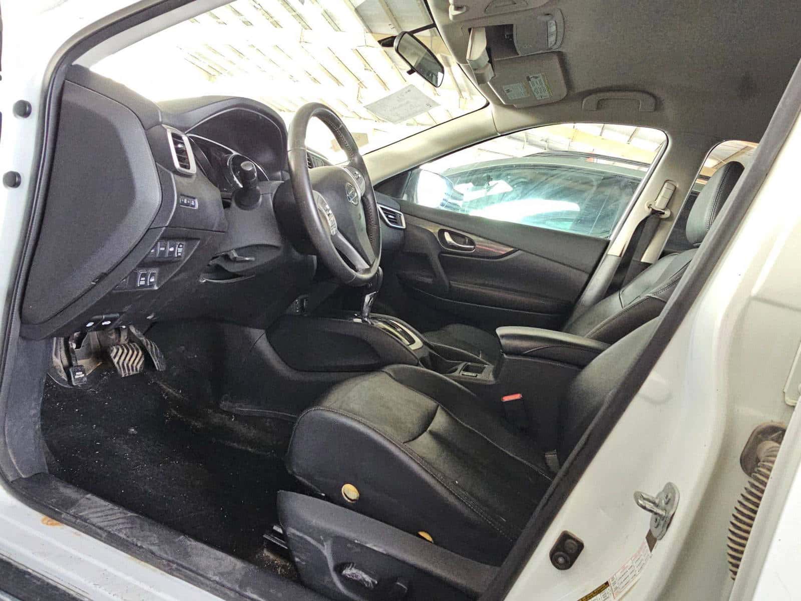 Nissan Rogue 2016 thumbnail 6