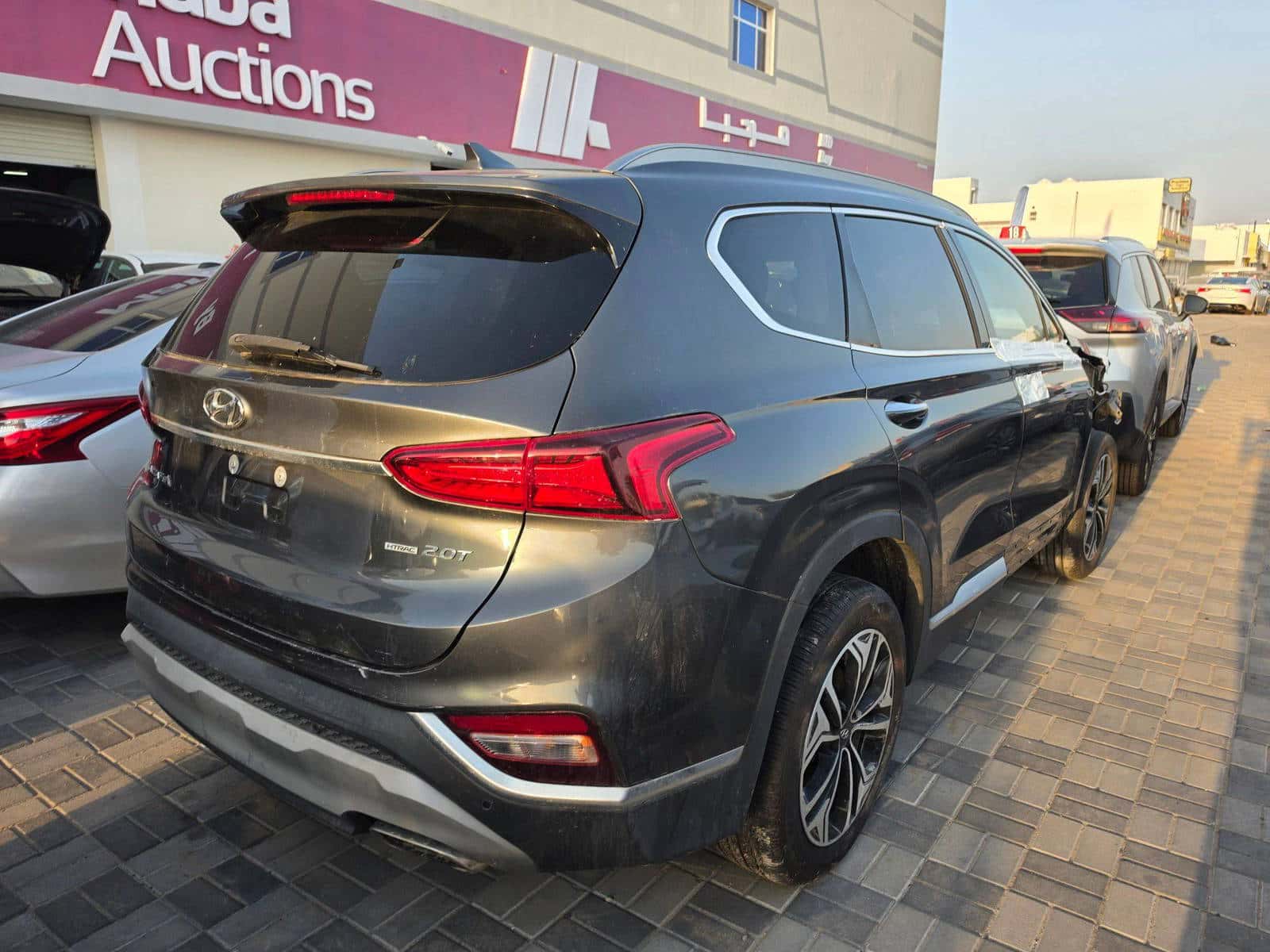Hyundai SANTA FE LIMITED 2019 thumbnail 3