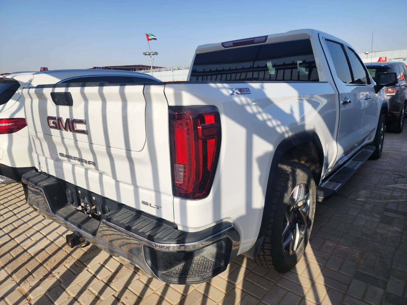 GMC SIERRA - Exterior