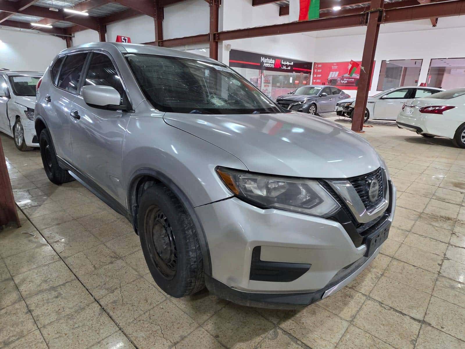 Nissan Rogue 2018 thumbnail 2