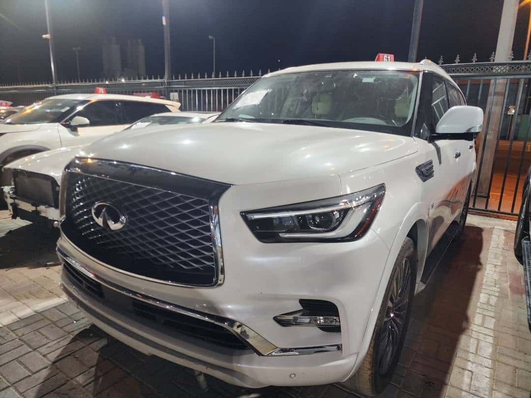 INFINITI QX80 2019 thumbnail 1