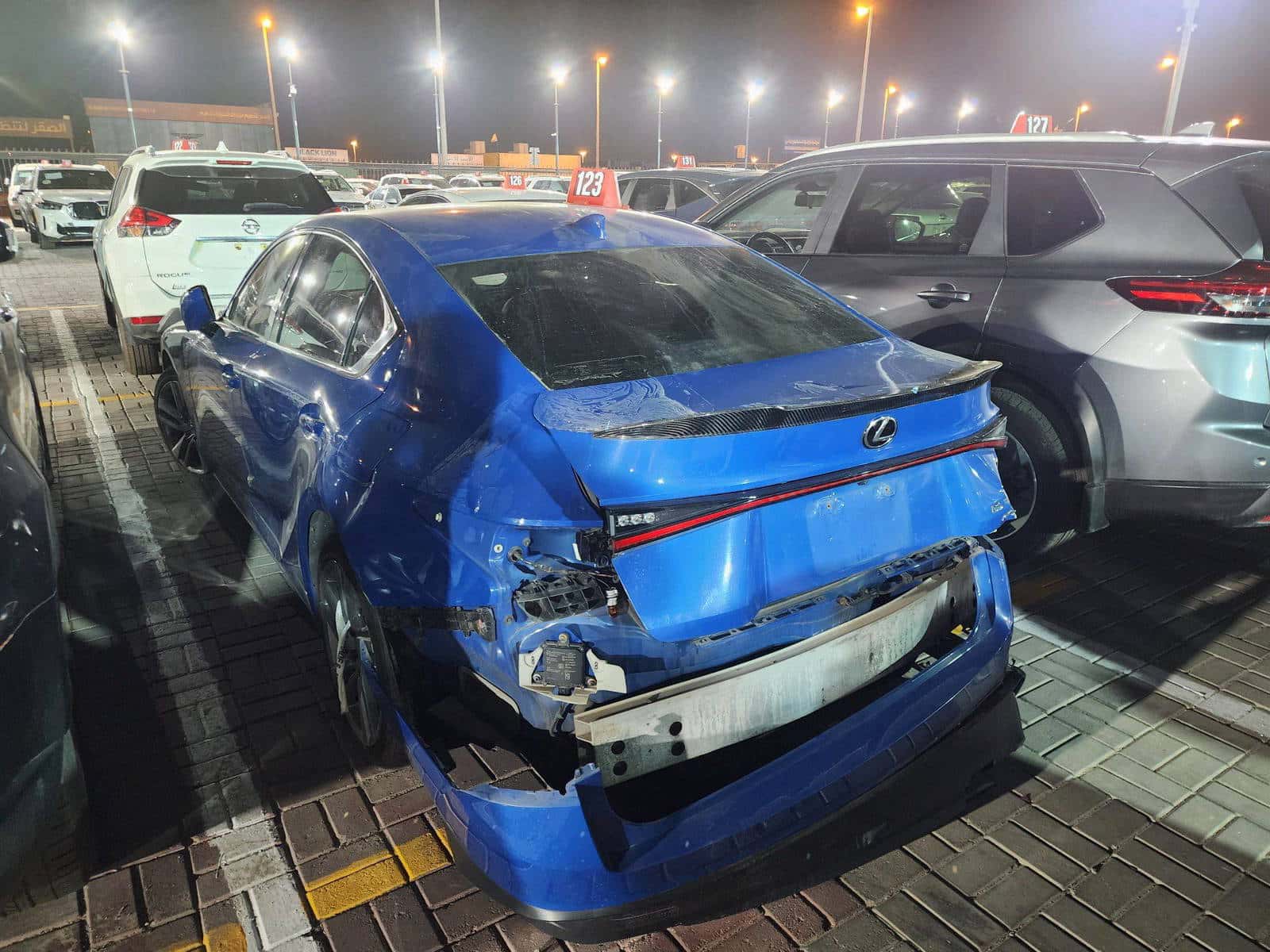 LEXUS IS 300 2021 thumbnail 3