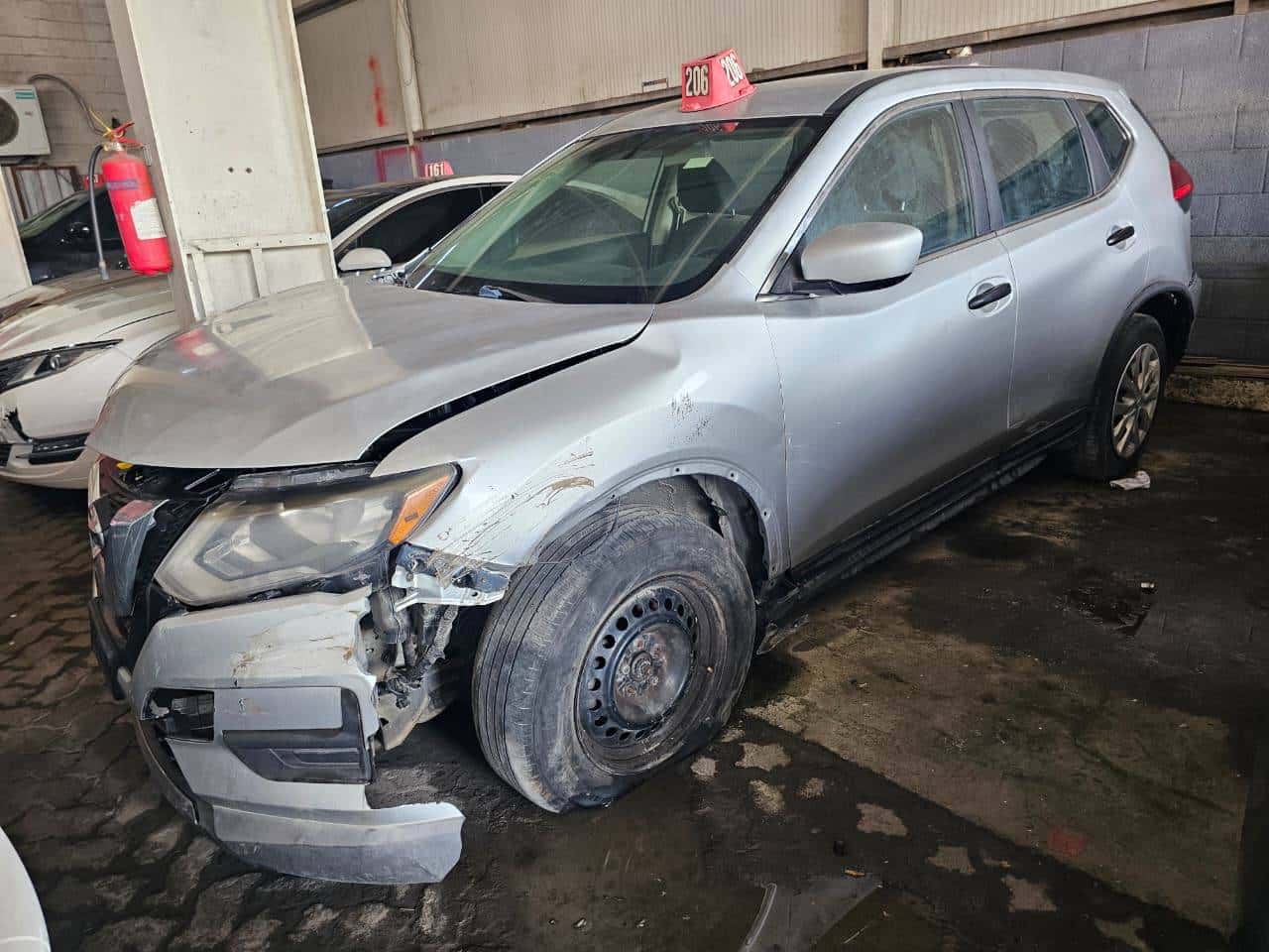 Nissan Rogue 2017 thumbnail 2