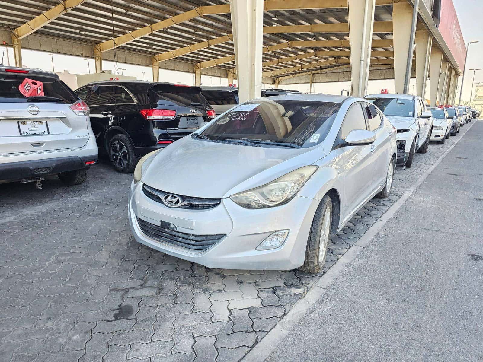 HYUNDAI AVANTE 2013 thumbnail 2