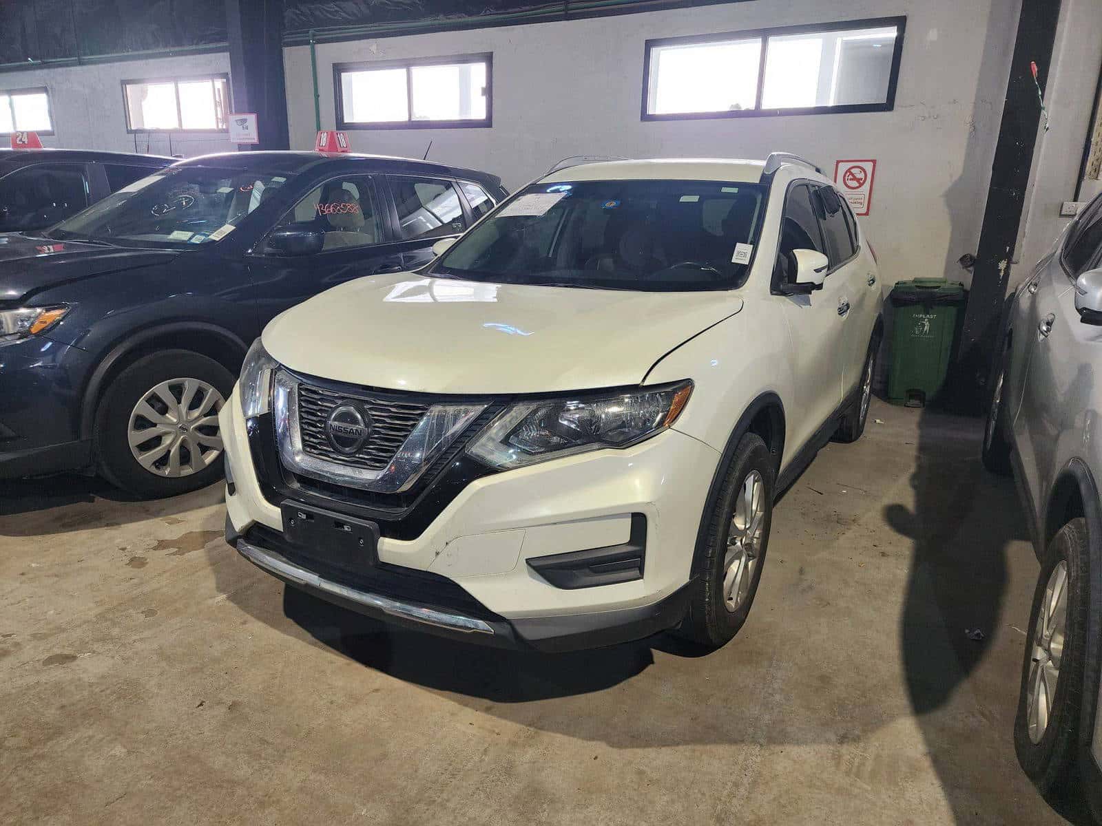 NISSAN ROGUE - Exterior