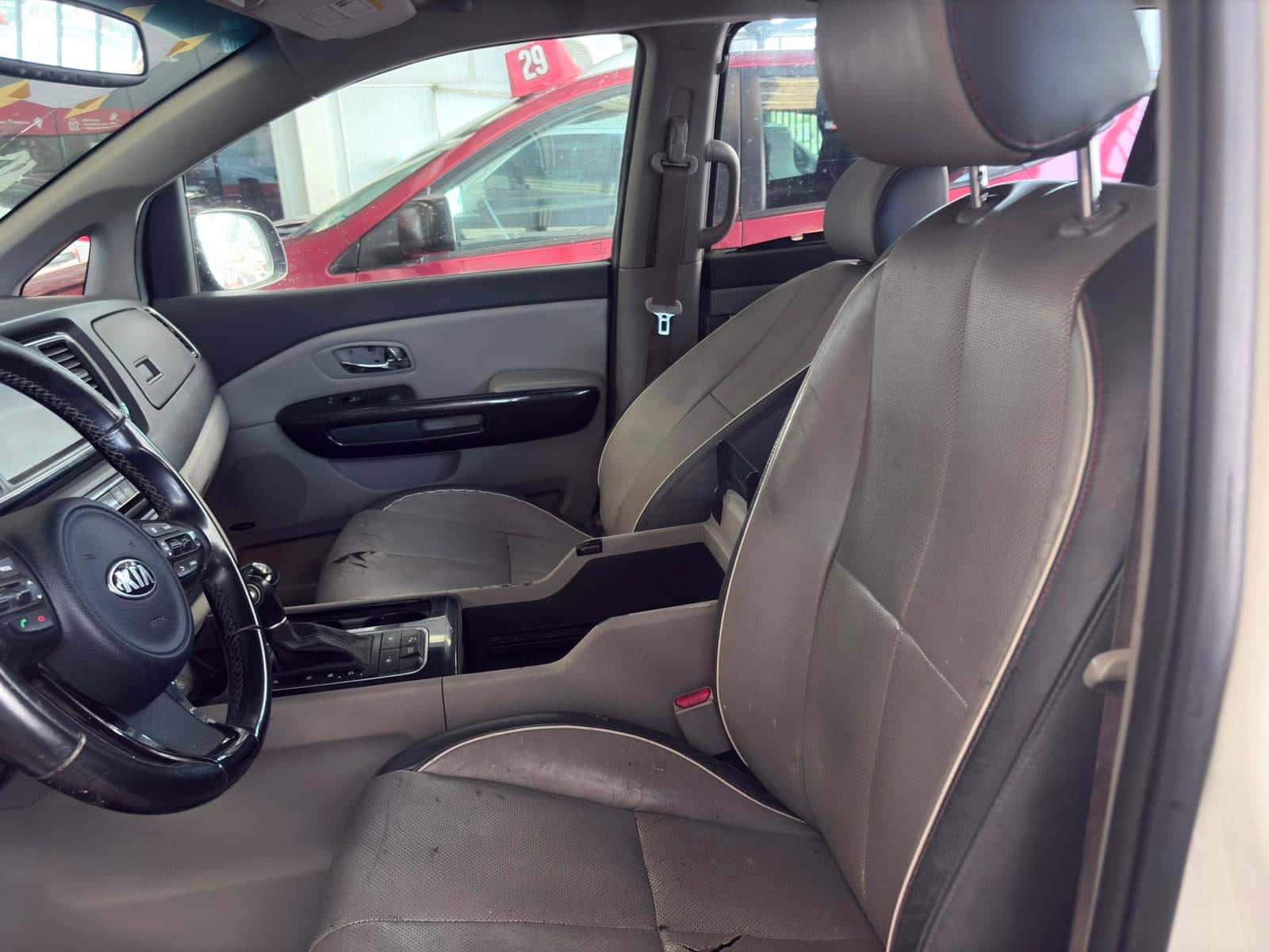 KIA SEDONA 2015 thumbnail 7