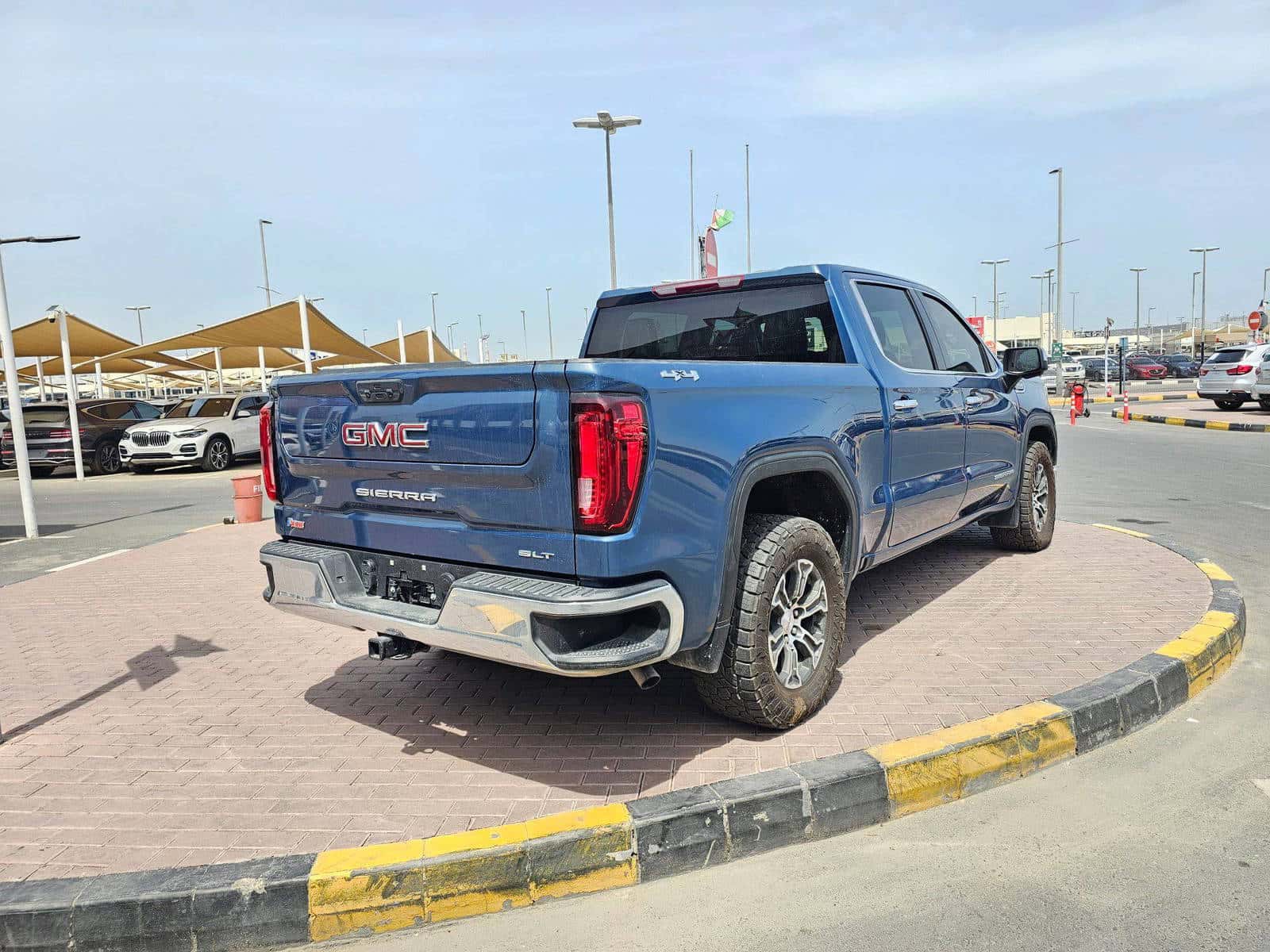 GMC SIERRA - Exterior
