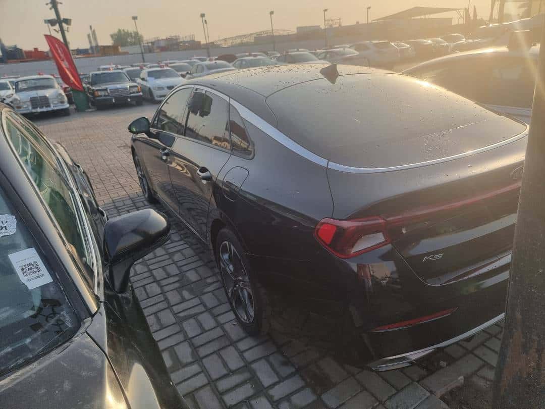 Kia K5 2021 thumbnail 4