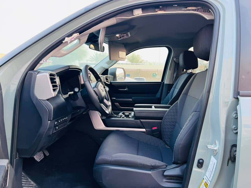 Toyota Tundra 2024 thumbnail 6