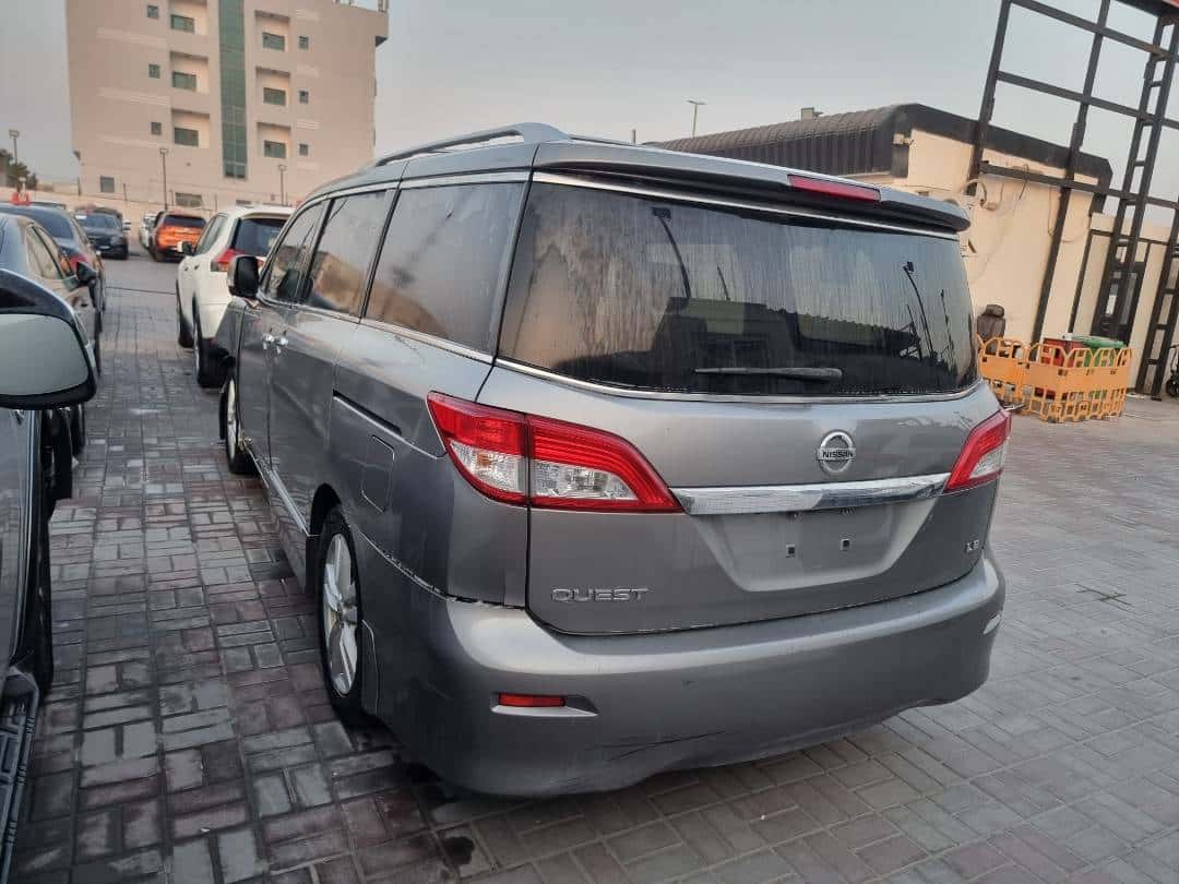 NISSAN QUEST 2012 thumbnail 4