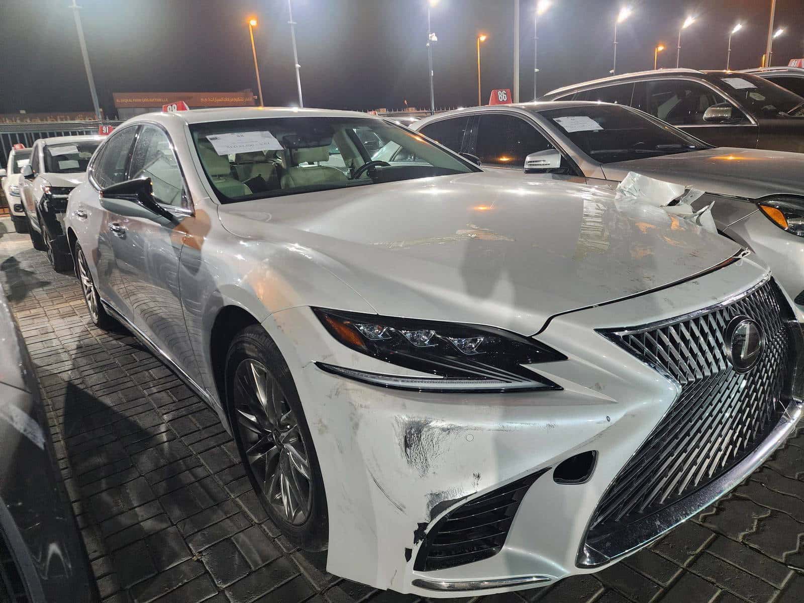 LEXUS LS 500 2018 thumbnail 2
