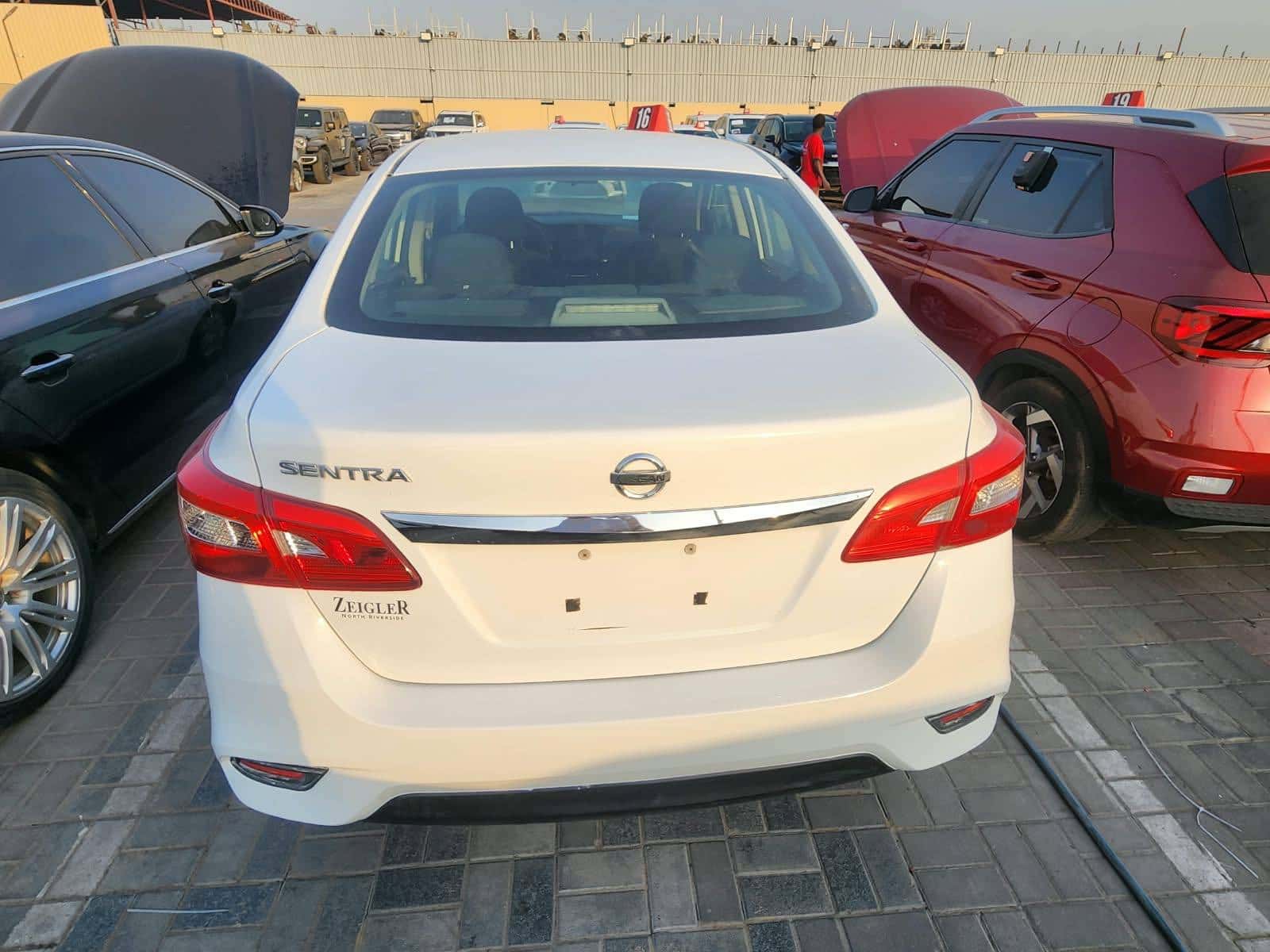 Nissan Sentra 2019 thumbnail 6