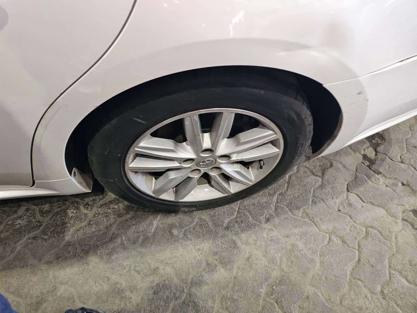 Toyota Avalon 2013 thumbnail 5