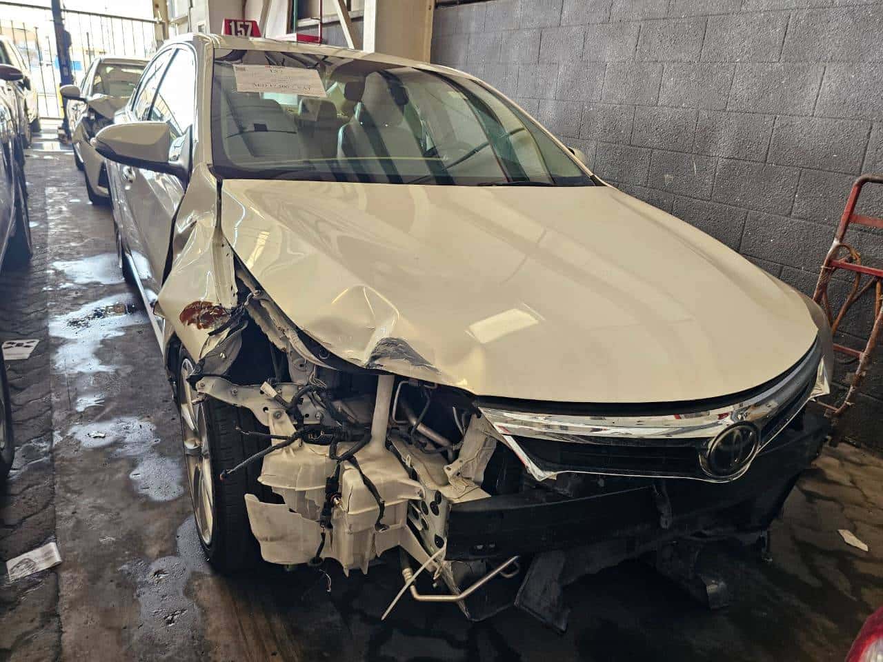 TOYOTA AVALON 2014 thumbnail 3