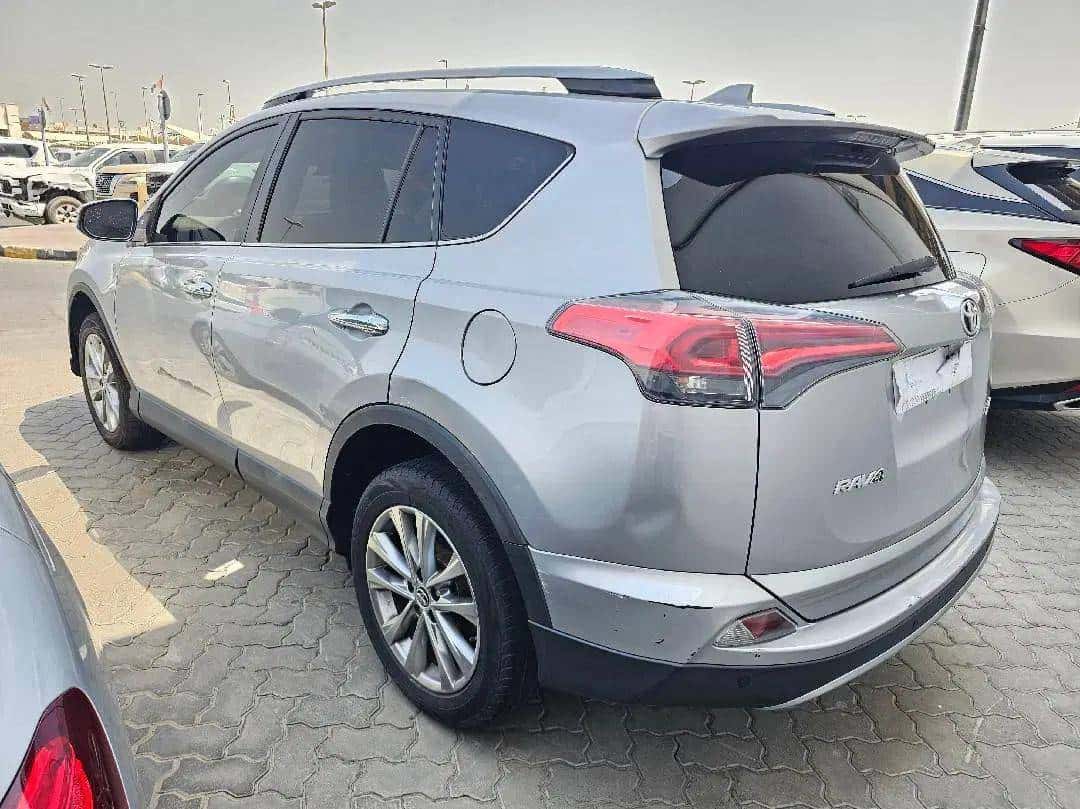 TOYOTA RAV4 2017 thumbnail 2