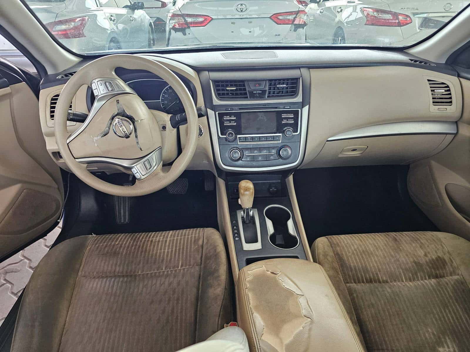 NISSAN ALTIMA - Exterior