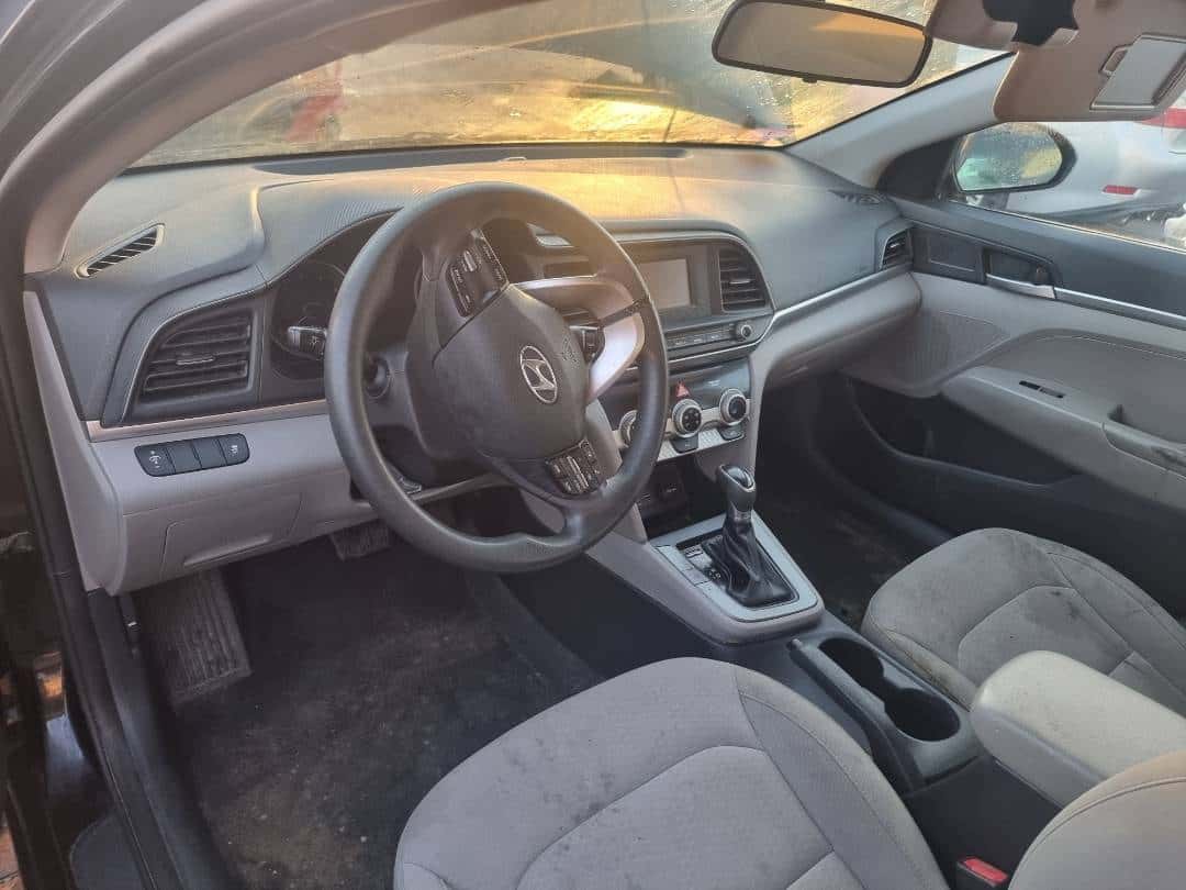 Hyundai Elantra 2019 thumbnail 4