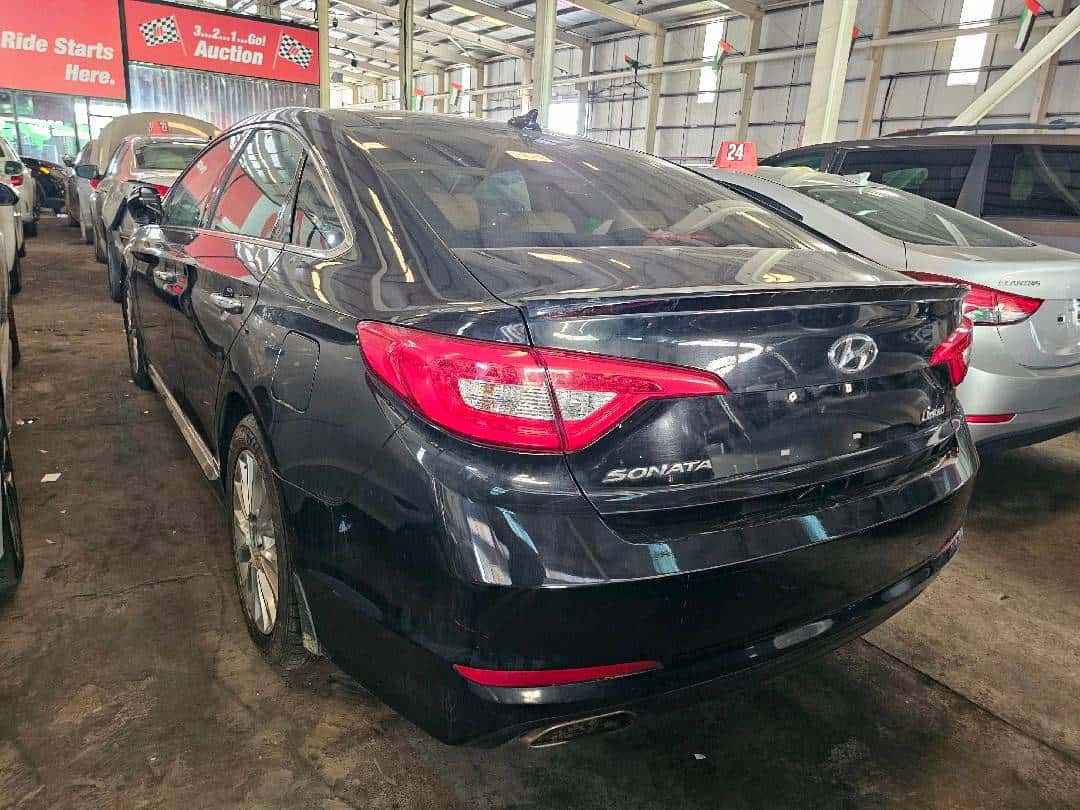 2015 Hyundai SONATA SPORT thumbnail 1