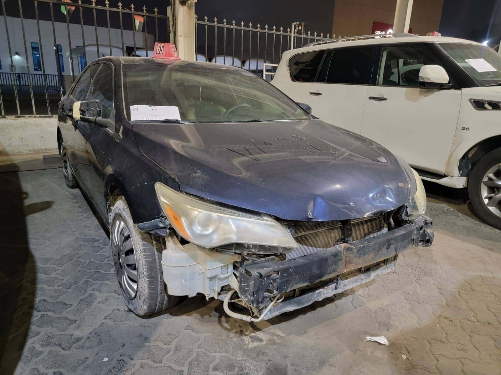 TOYOTA CAMRY 2016 thumbnail 2