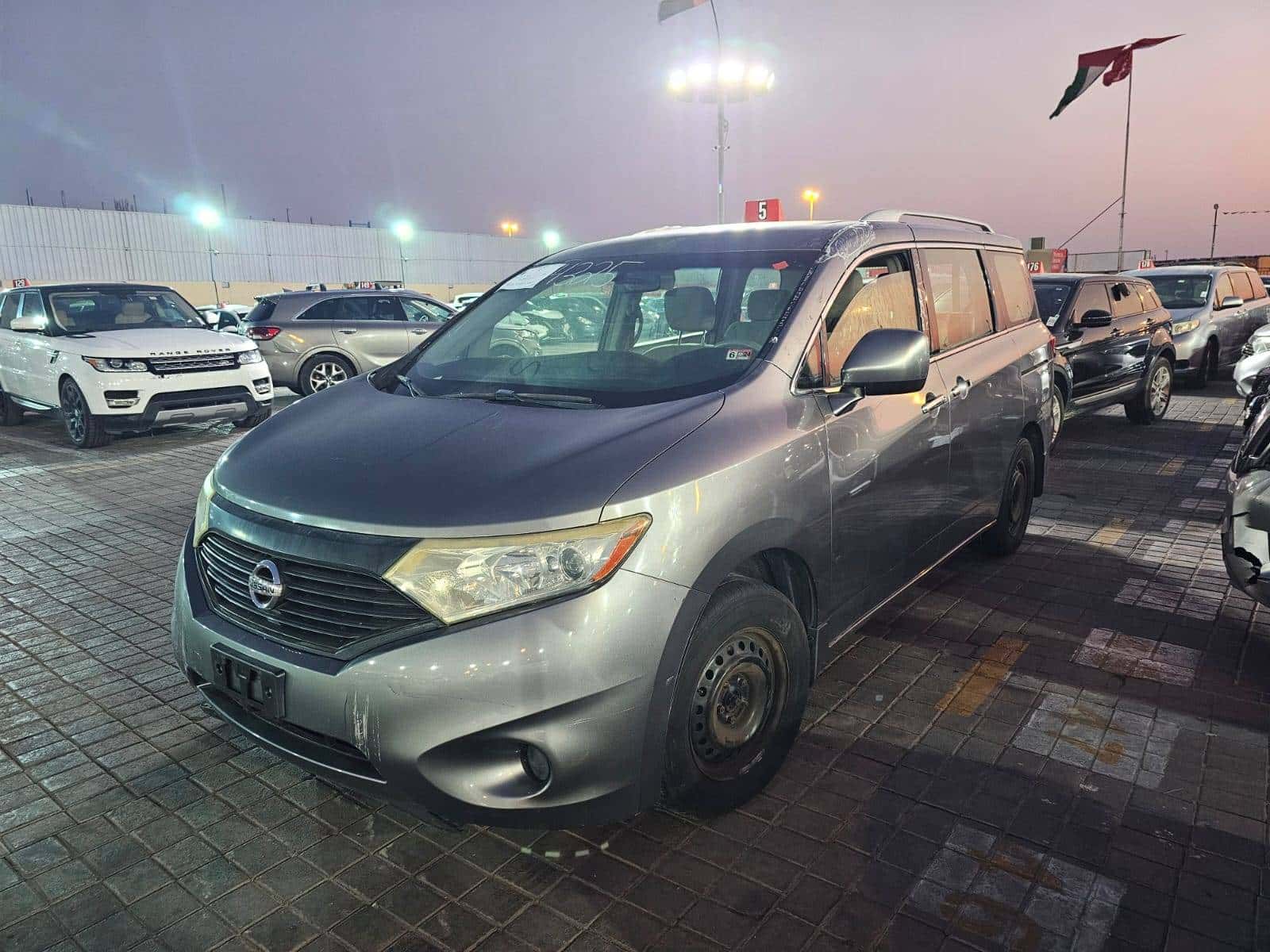 Nissan Quest 2014 thumbnail 4