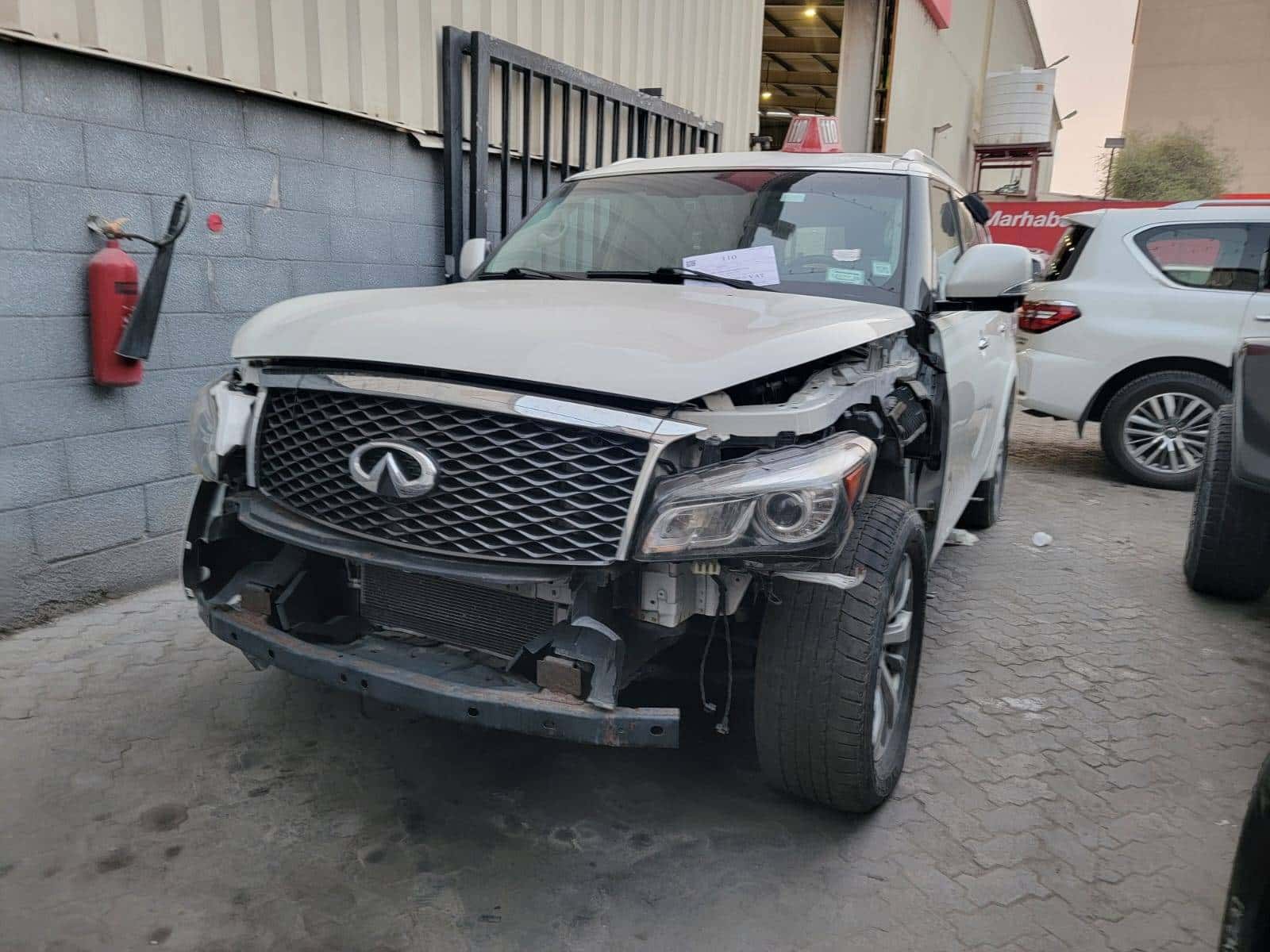 INFINITI QX80 2017 thumbnail 5