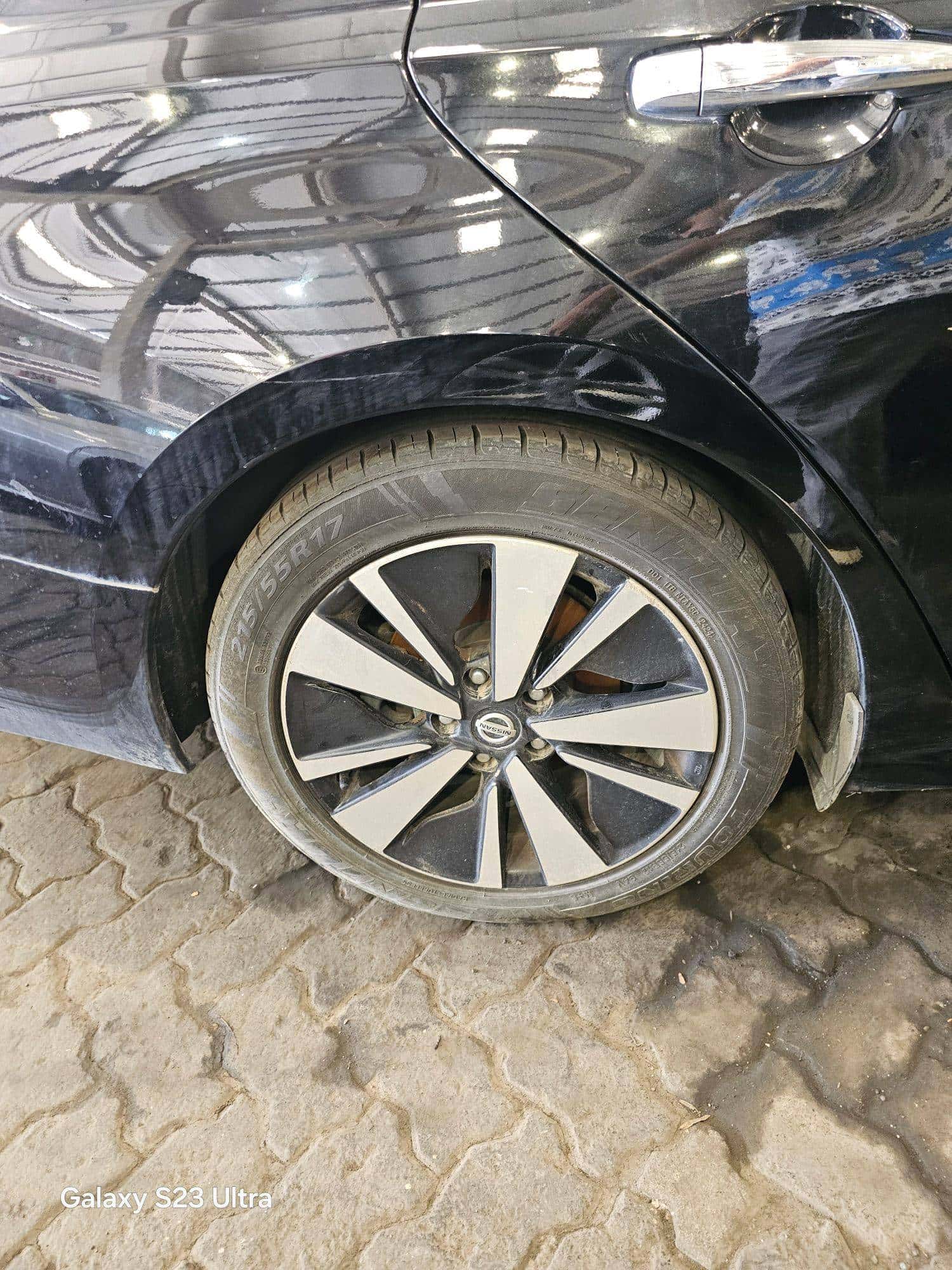 NISSAN ALTIMA - Exterior