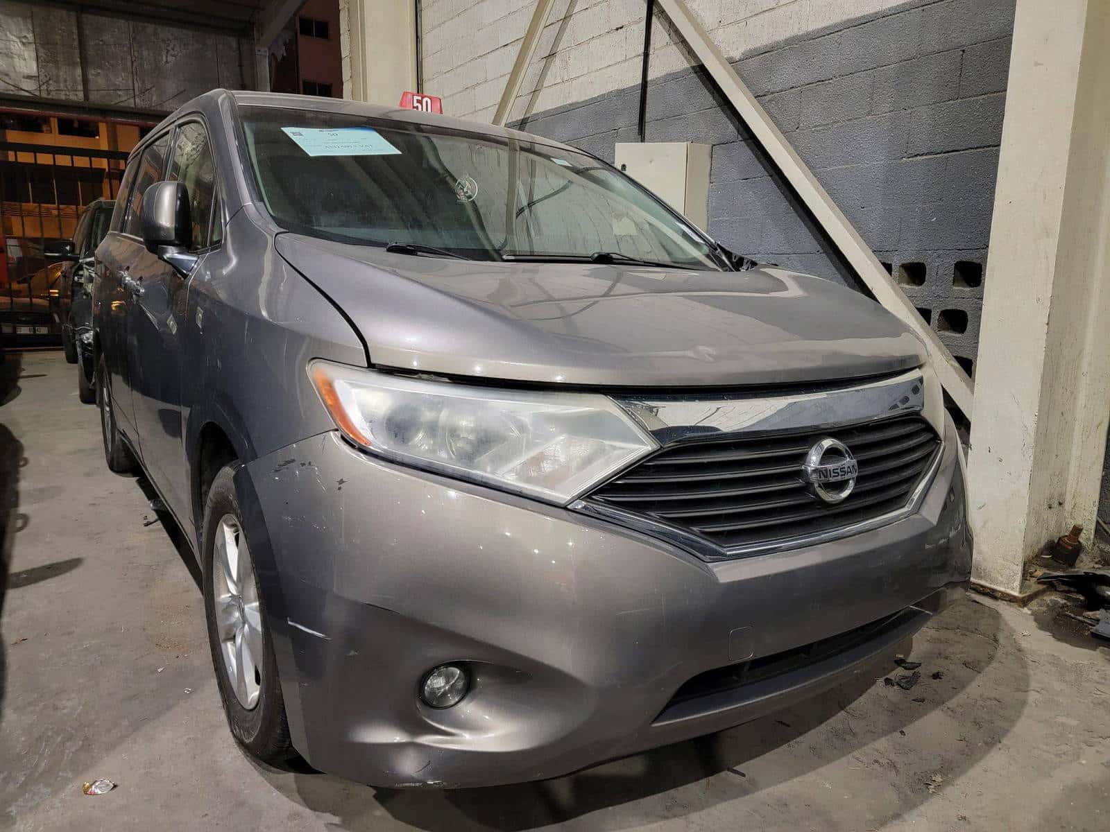 NISSAN QUEST - Exterior