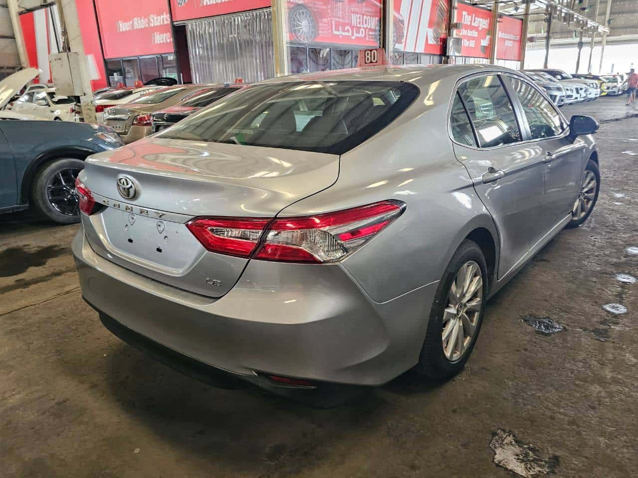 Toyota Camry 2018 thumbnail 2