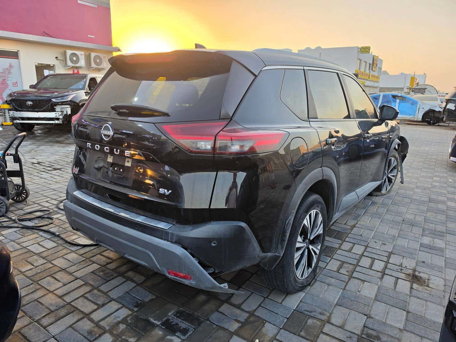 Nissan Rogue 2023 thumbnail 4