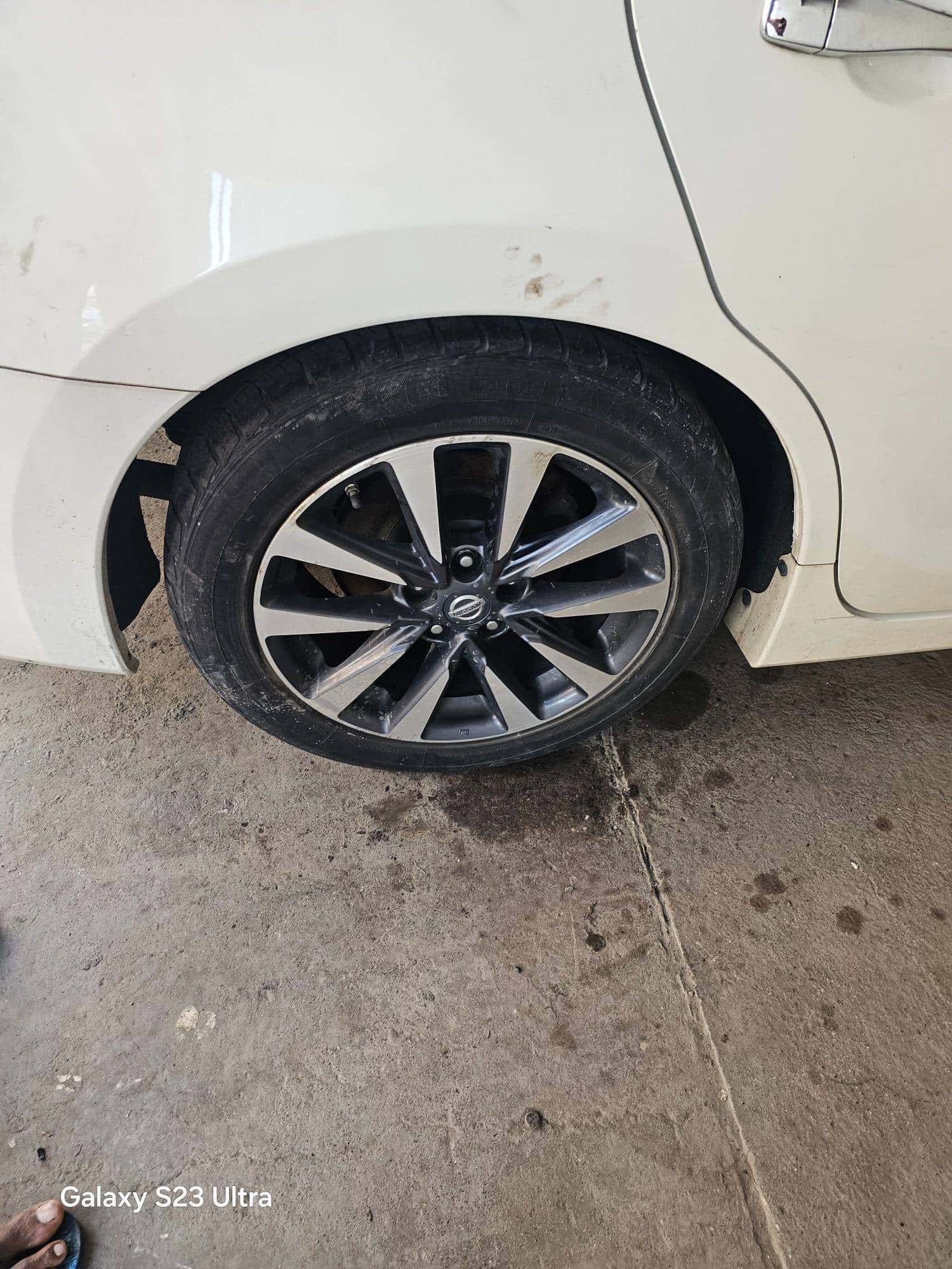 NISSAN ALTIMA - Exterior