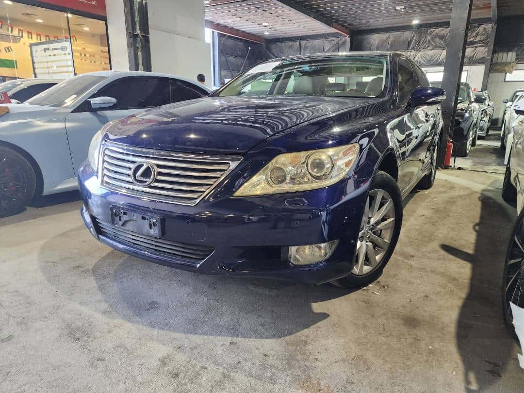 LEXUS LS 460 - Exterior