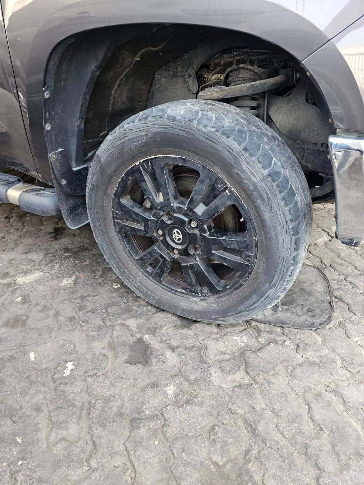 Toyota Tundra 2017 thumbnail 5