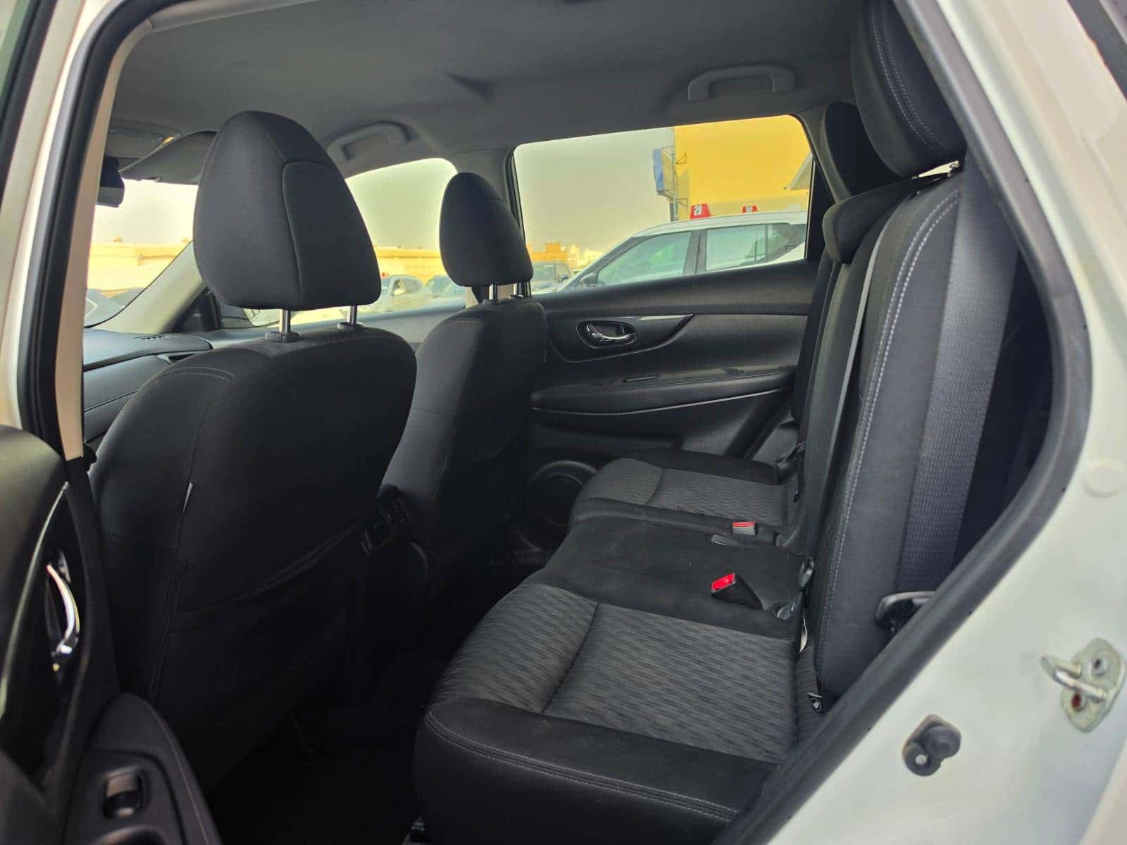 Nissan Rogue 2018 thumbnail 6
