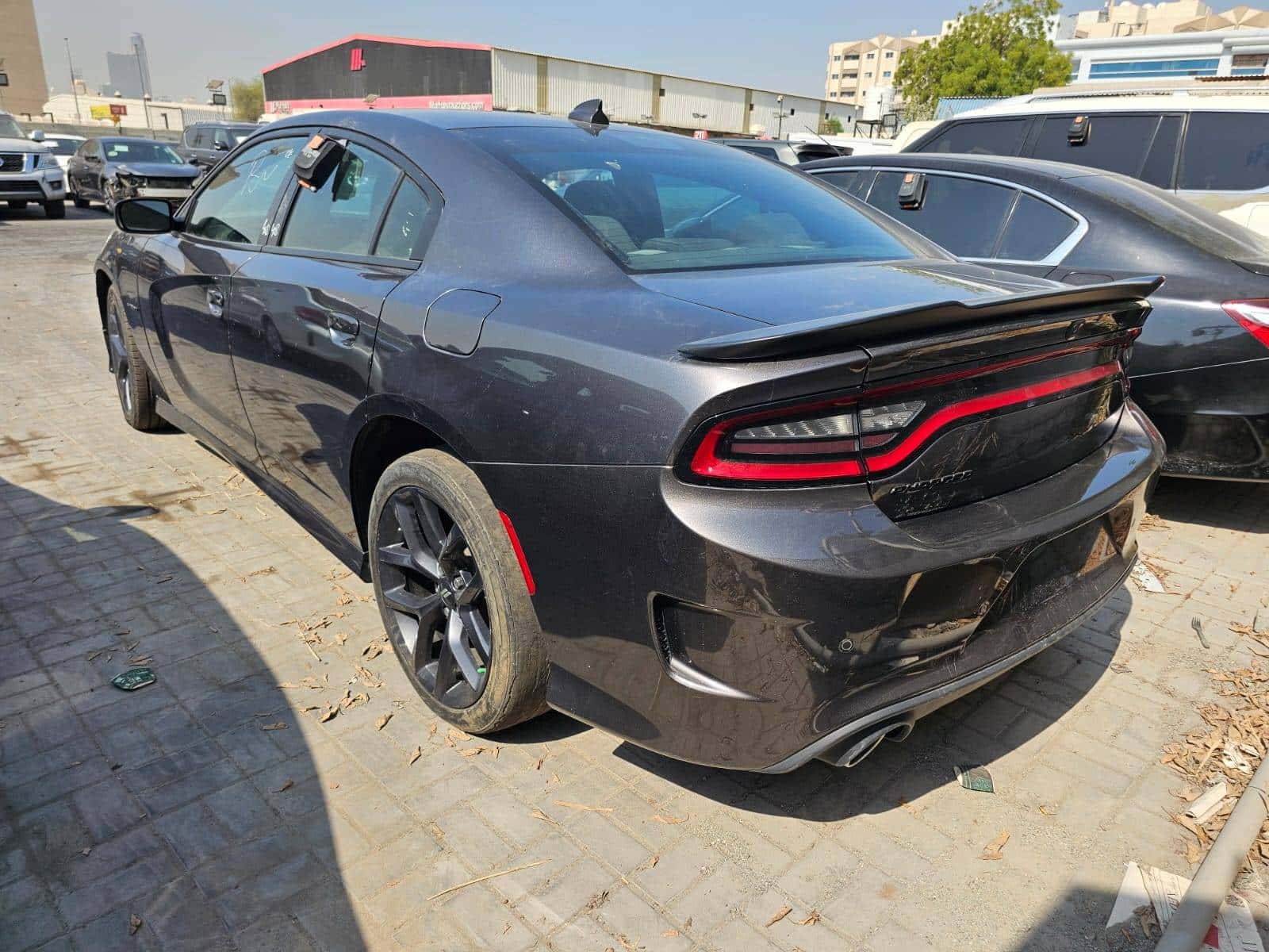 Dodge Charger 2022 thumbnail 3