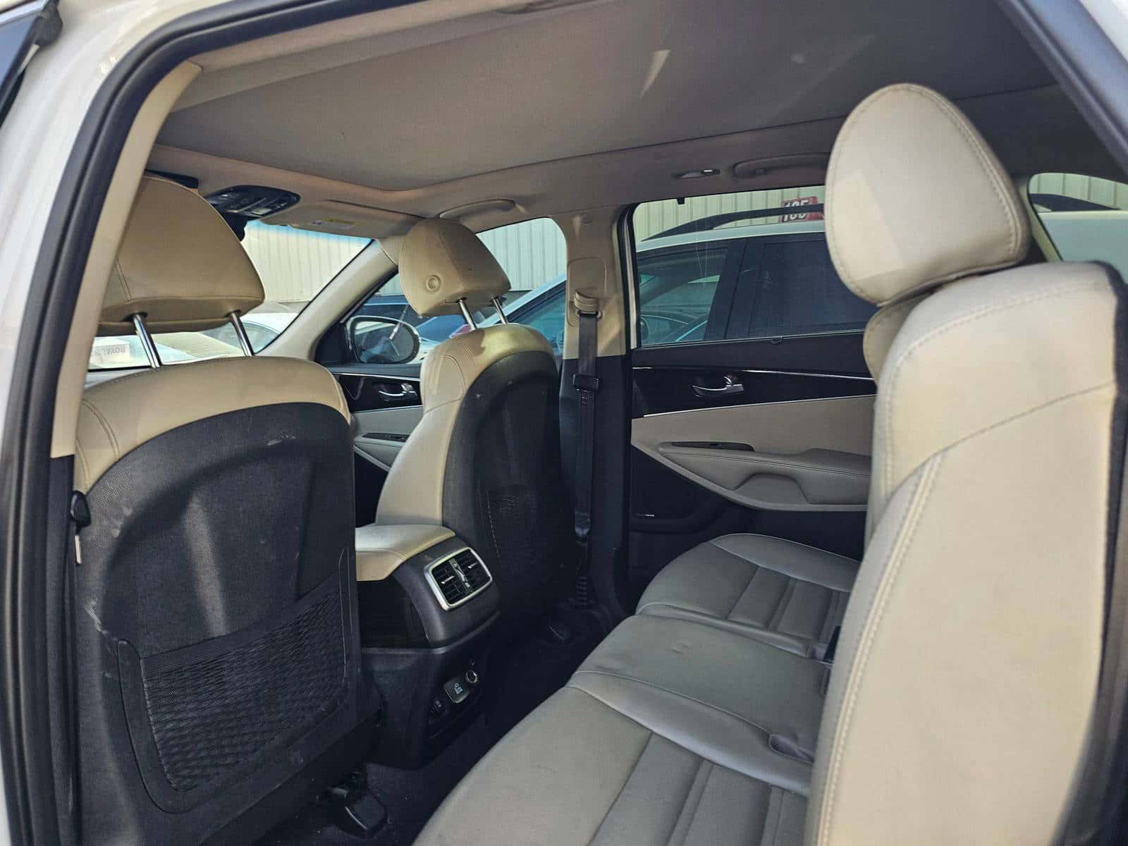 KIA SORENTO 2019 thumbnail 6