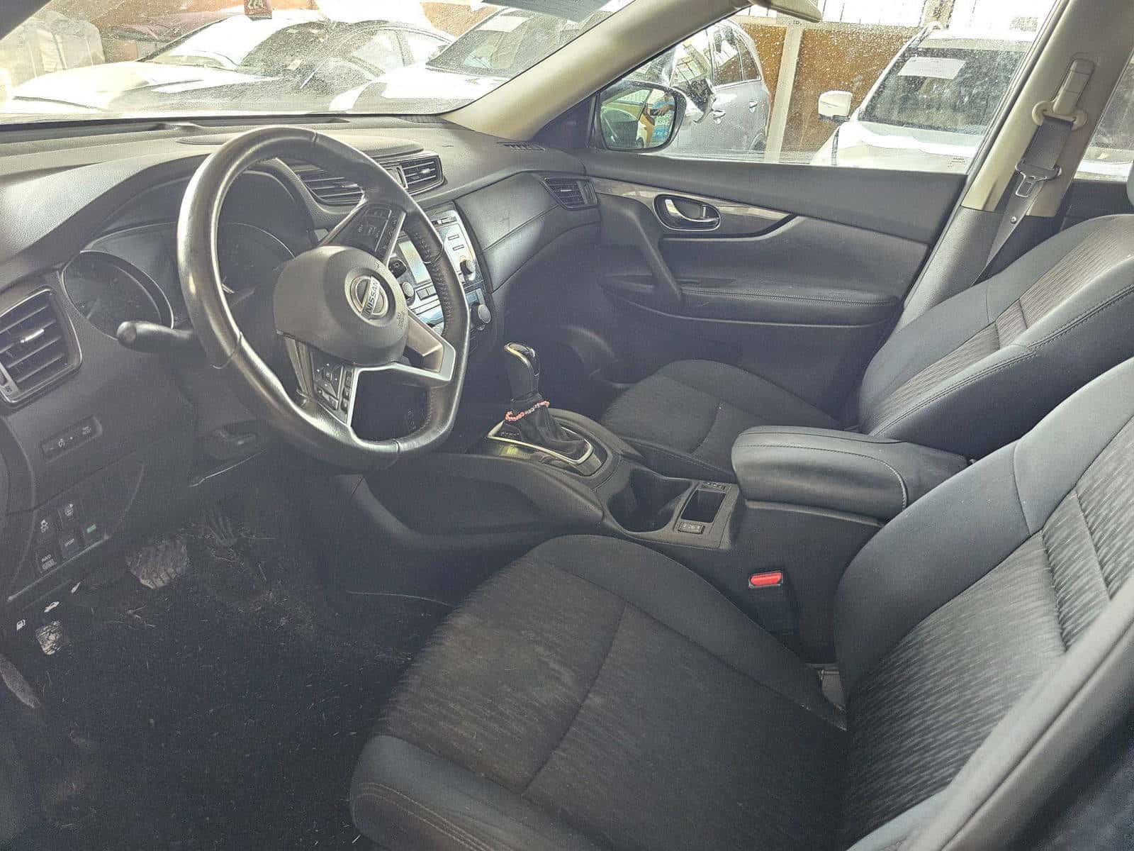 NISSAN ROGUE - Exterior