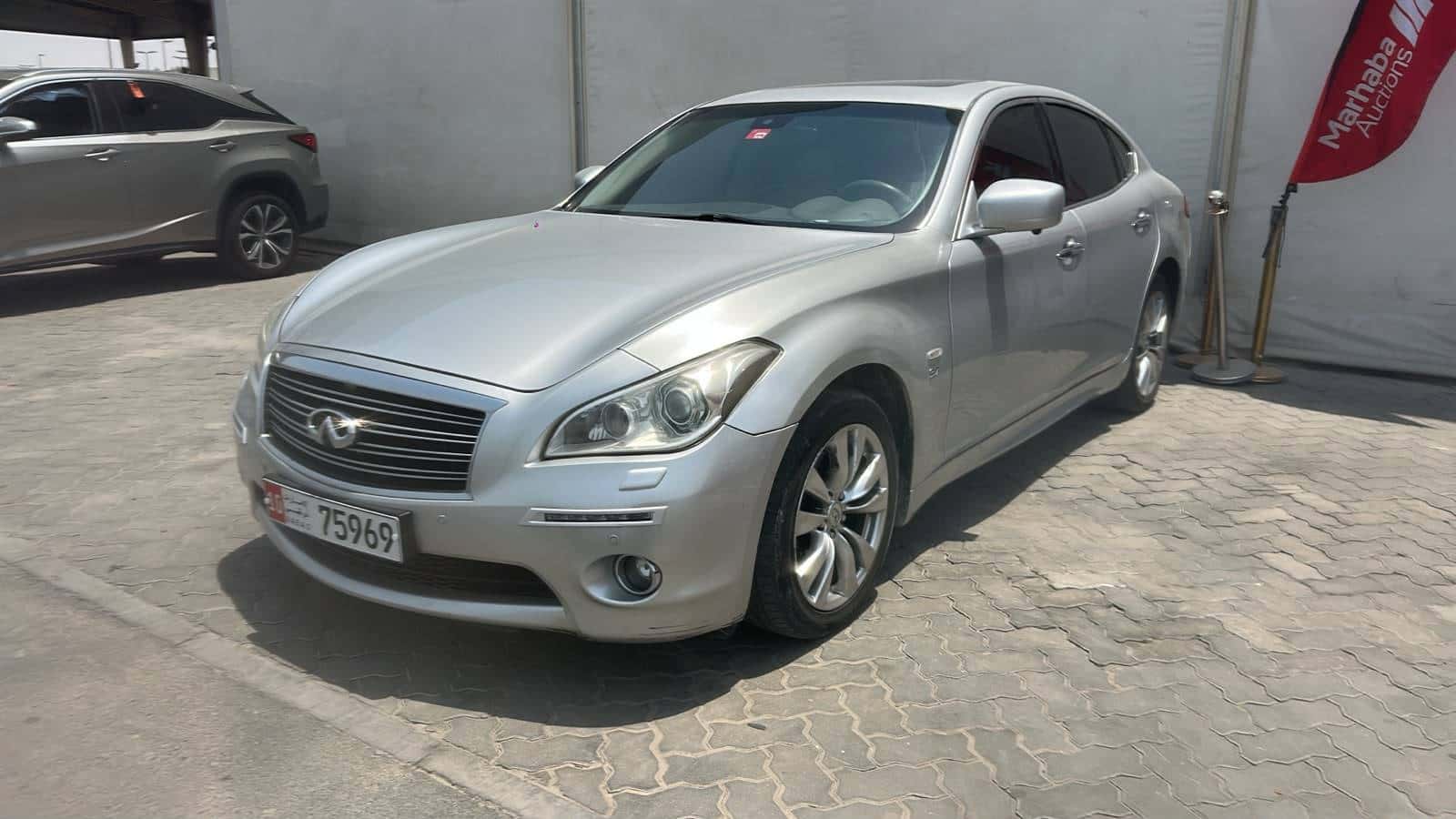 INFINITI Q70 2015 thumbnail 1