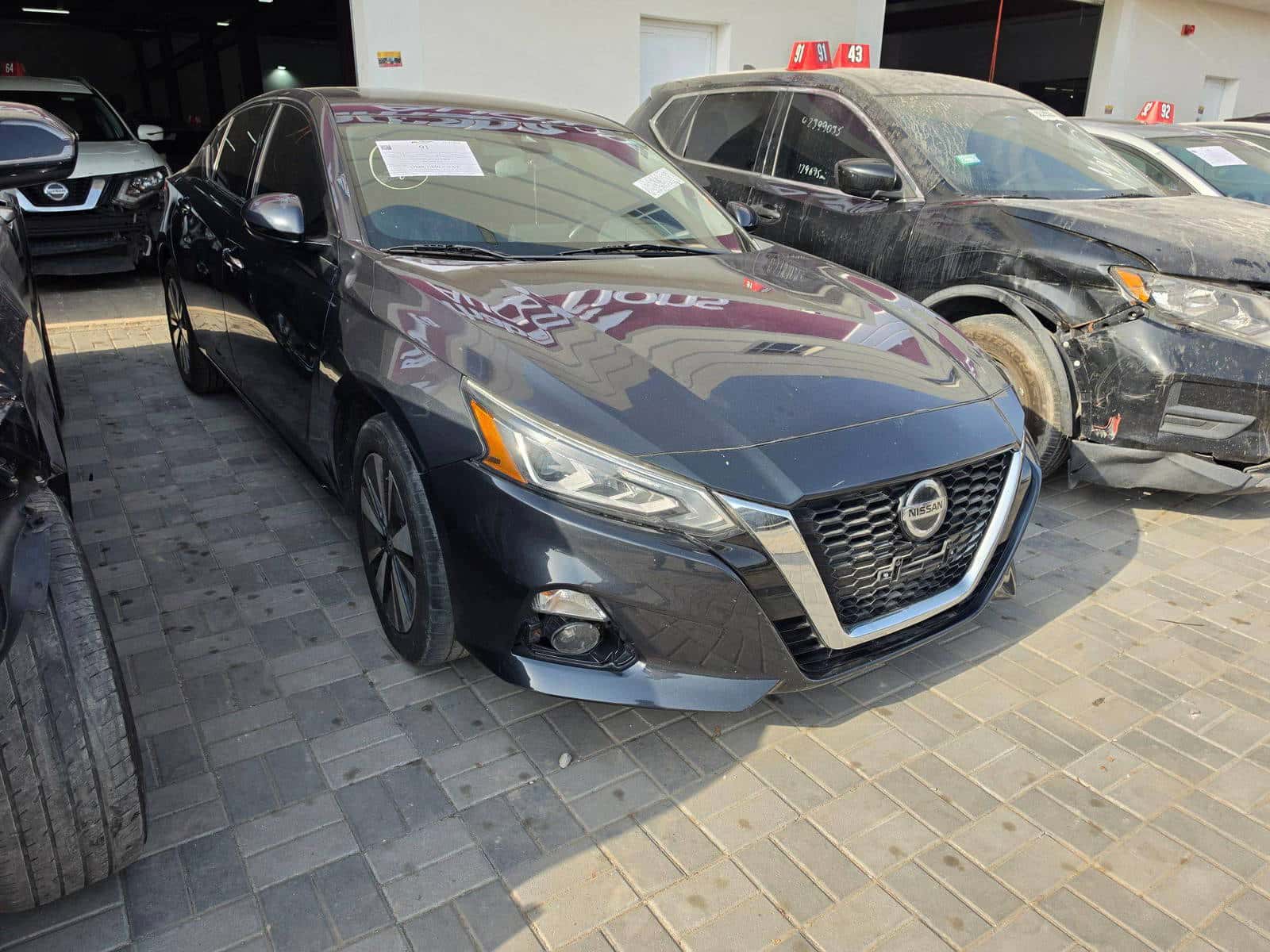 NISSAN ALTIMA 2019 thumbnail 3