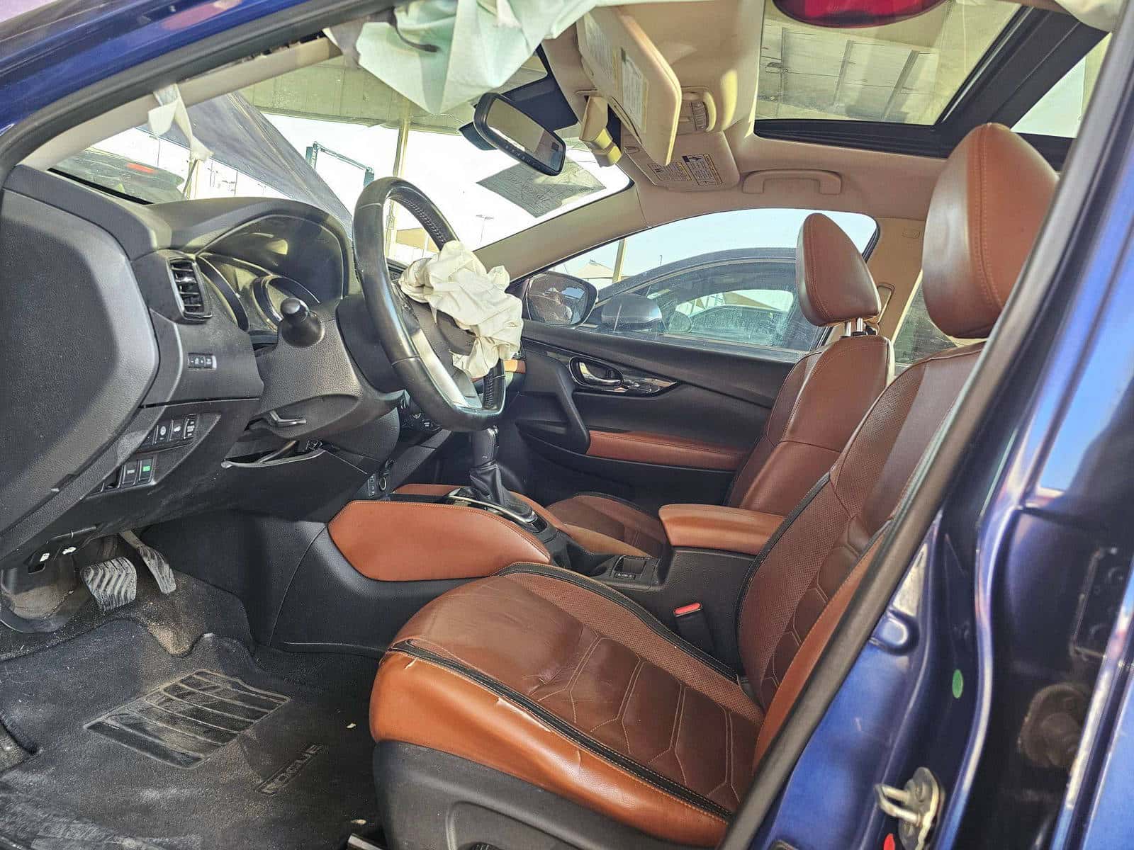 NISSAN ROGUE - Exterior