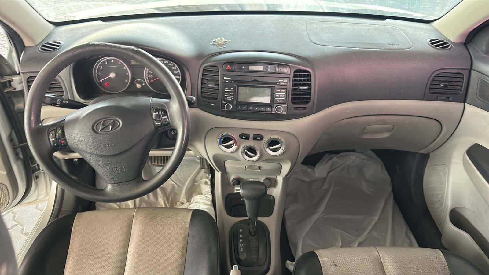 Hyundai VERNA 2010 thumbnail 6