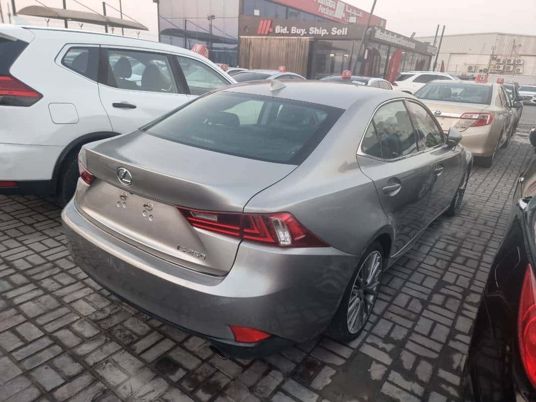 Lexus IS 250 2014 thumbnail 3